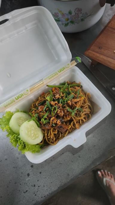 MIE AYAM & BAKSO CENDANA 22