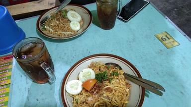 NASI GORENG DAN BAKMI PANGESTU