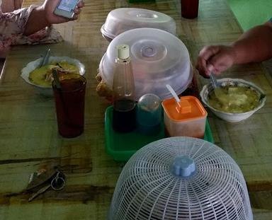 WARUNG MAKAN KARENAN