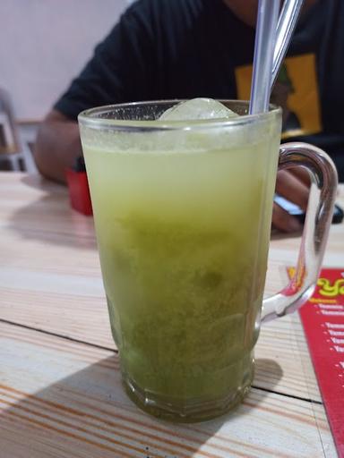 YAMMIE SINGKAWANG 168