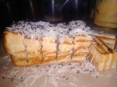 ROTI BAKAR MAS KIRUN