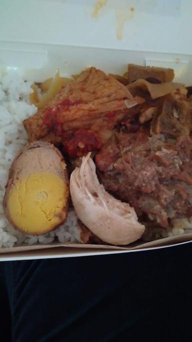 MBOK TUKU NASI GUDEG JOGJA