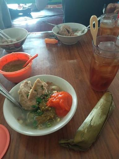 MIE AYAM BAKSO ROSO SOLO