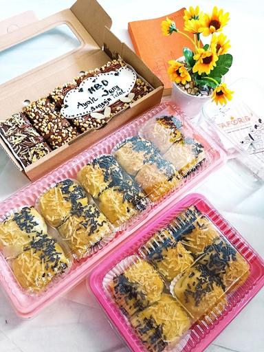 FAFORID CAKE & COOKIES