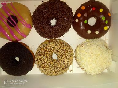 DINOL DONUTS