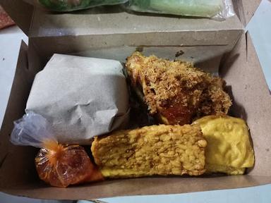 AYAM GORENG SERUNDENG CIMOET