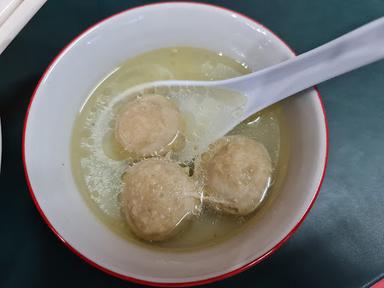 BAKMI NAGA TERBANG