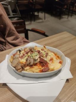 Photo's Pizza Hut Restoran