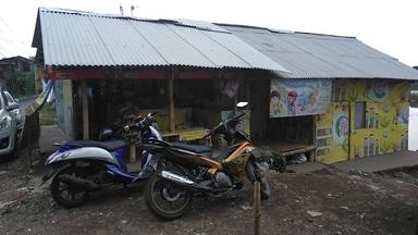 WARUNG NASI DAN PEMA