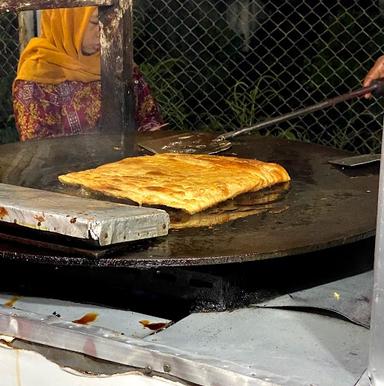 MARTABAK TELOR CAK MAD