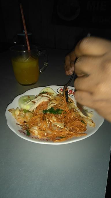 NASI GORENG CAK NUR