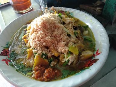 SOTO AYAM LAMONGAN CAK REBO