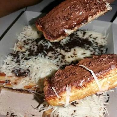 ROTI BAKAR DIVAN DAN KEBAB DIVAN