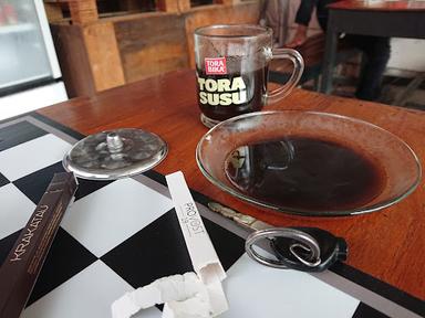 WARUNG KOPI E-MAAK HERBAL SIN