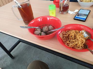 BAKMIE STATION