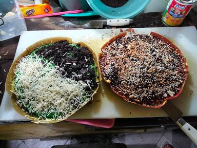 INDOROLAND MARTABAK DAN TERANG BULAN