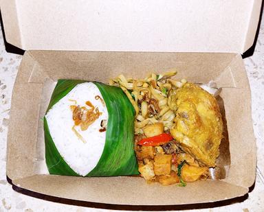 NASI CAMPUR BU YUNI DAN ANEKA LAUK