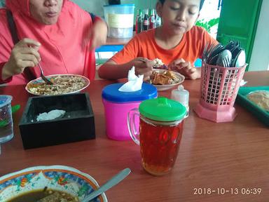 WARUNG BAROKAH