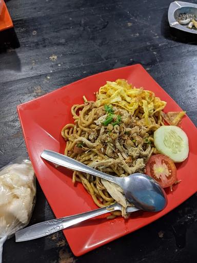 NASI GORENG & MIE PANIK