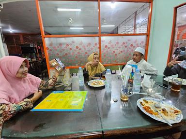 RUMAH MAKAN BL