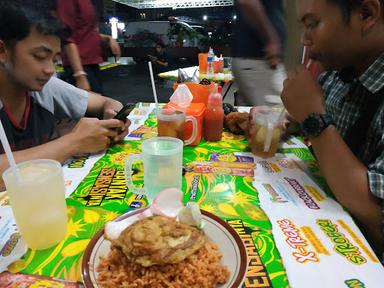 MIE GORENG APOTEK KELUARGA