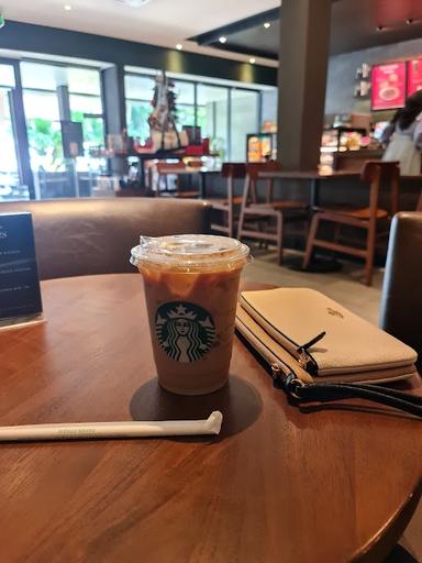 STARBUCKS KI (KAMBANG IWAK)