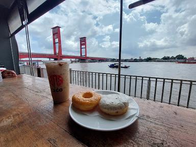 J.CO DONUTS & COFFEE DERMAGA POINT PALEMBANG