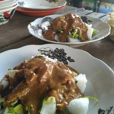 GADO GADO SOTO RADIAL MAK WIK