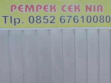 PEMPEK CEK NIA