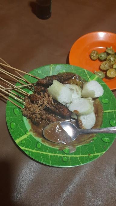 SATE MADURA SIMPANG AEKI