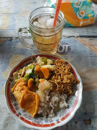 WARUNG PAK YIT