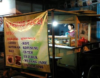 WARUNG PECEL