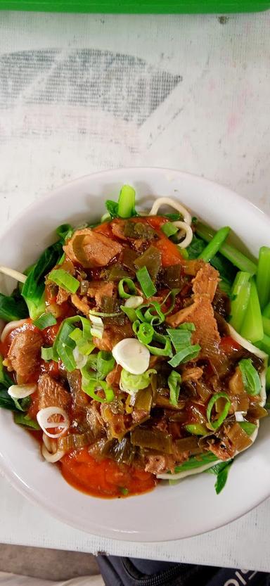 MIE AYAM MANG DUDUNG TEGALGLAGAH