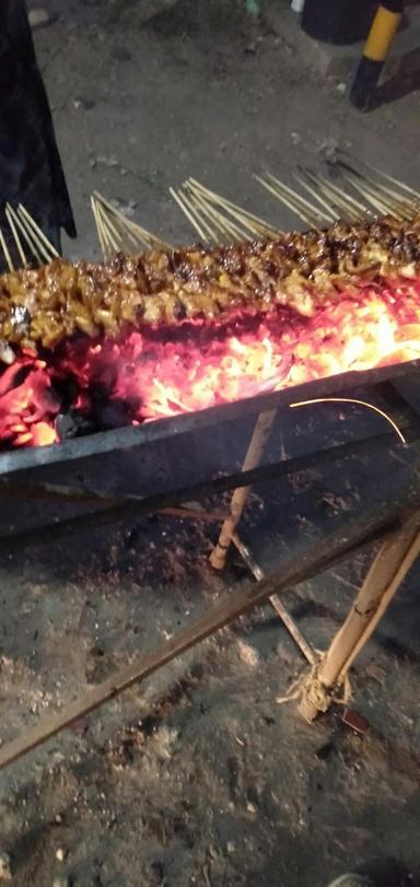 SATE AYAM MADURA BANG YANTO/KARDI