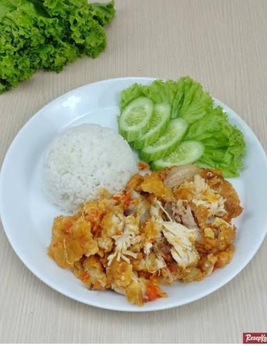 AYAM GEPREK DAPUR CECE, CAB BOTANIA 2