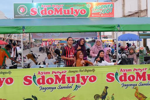 AYAM PENYET SIDOMULYO CAB. TAMAN RAYA