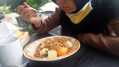 LONTONG MEDAN PESONA