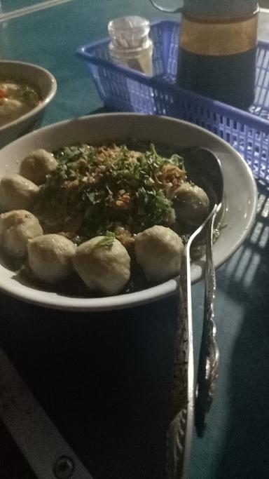 MIE BAKSO MACAN