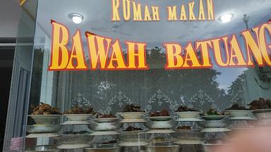 RUMAH MAKAN BAWAH BATUANG