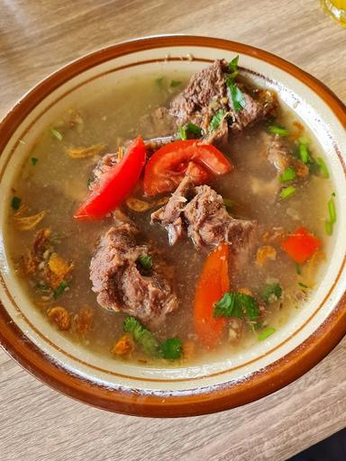 SOP TULANG SAPI