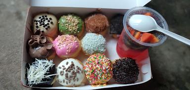 GULALI DONUTS