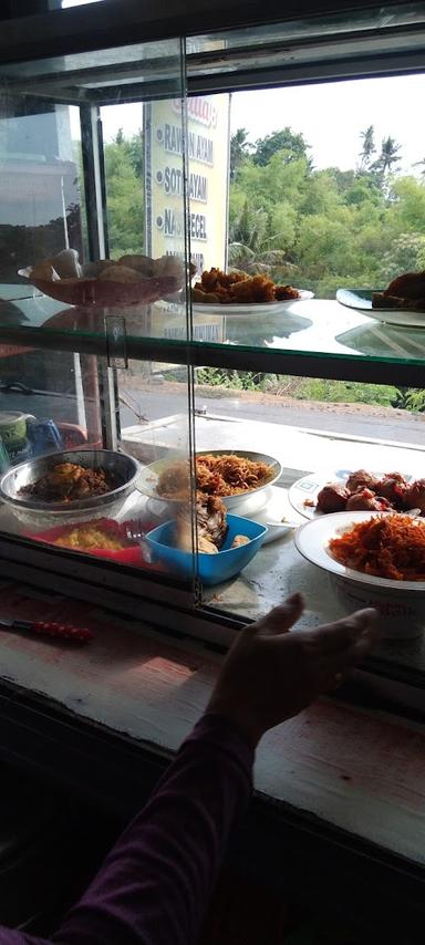 WARUNG NASI BUK AYU - RAME