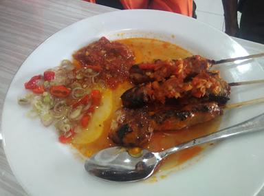 KEDAI IKAN SAMBAL LOVINA