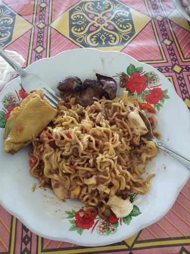 RUMAH MAKAN CEMPAKA