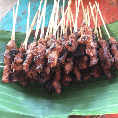 SATE BABI BUK AGUNG