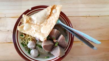 BAKSO BANYAK ANAK