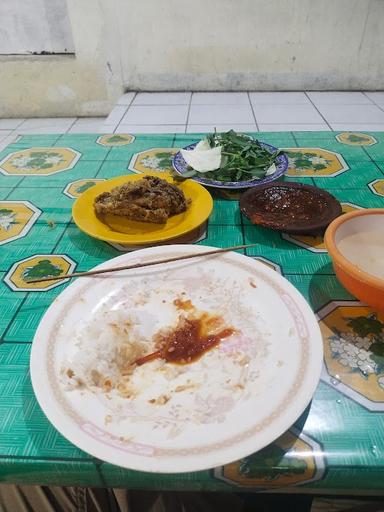 WARKOP 2000 BU DENOK