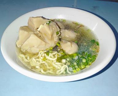 SOTO AYAM DAN BAKSO CAK SHOLEH