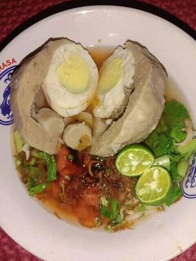 KEDAI BAKSO BATOK CHEPZT ICLEAND