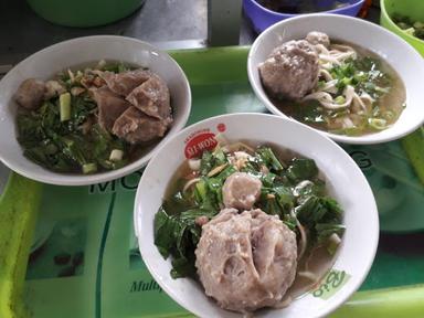 MIE BASO RIMA